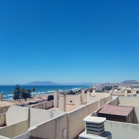 Precioso Atico En Torre De Benagalbon A 20 Metros Del Mar. Apartman Kültér fotó