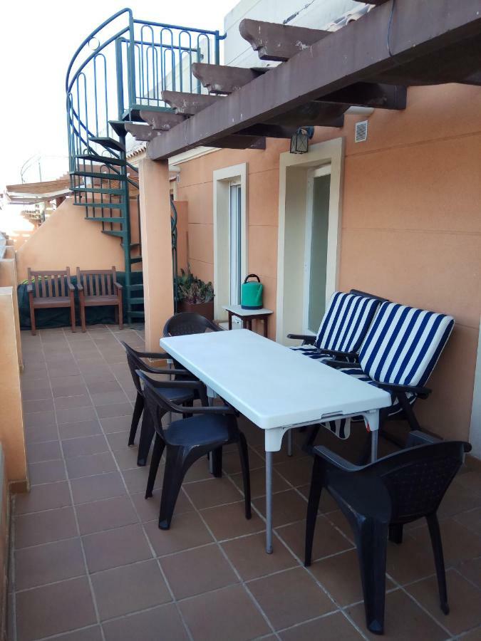 Precioso Atico En Torre De Benagalbon A 20 Metros Del Mar. Apartman Kültér fotó