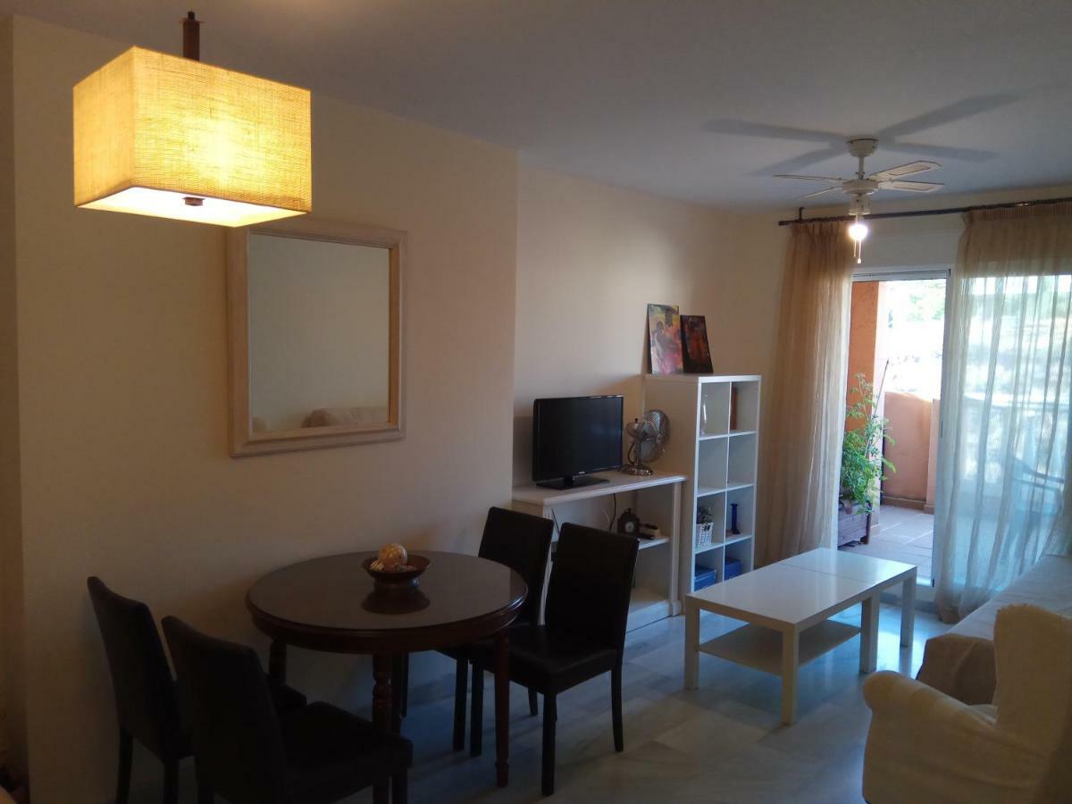 Precioso Atico En Torre De Benagalbon A 20 Metros Del Mar. Apartman Kültér fotó