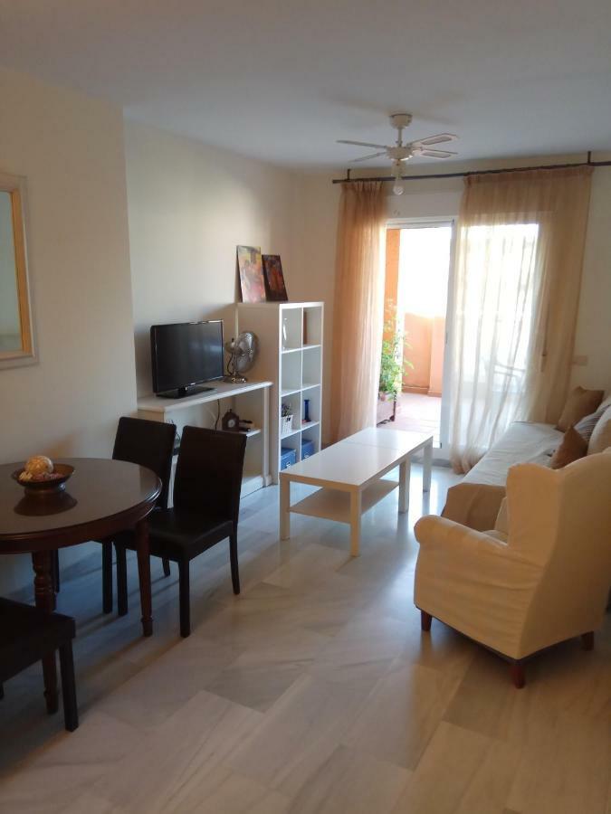 Precioso Atico En Torre De Benagalbon A 20 Metros Del Mar. Apartman Kültér fotó
