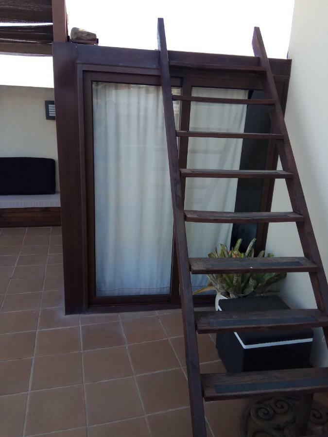 Precioso Atico En Torre De Benagalbon A 20 Metros Del Mar. Apartman Kültér fotó